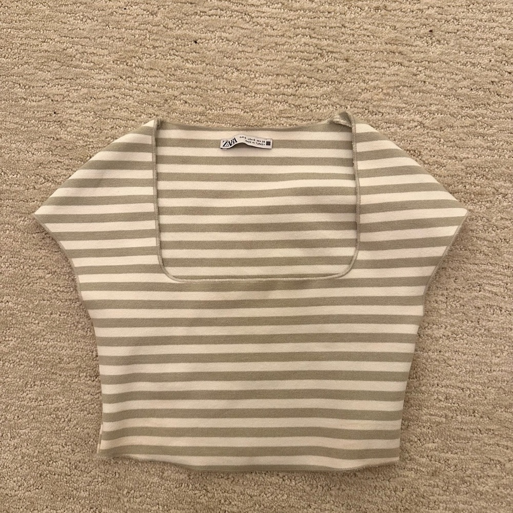 Zara Beige Striped Women's Cropped Top